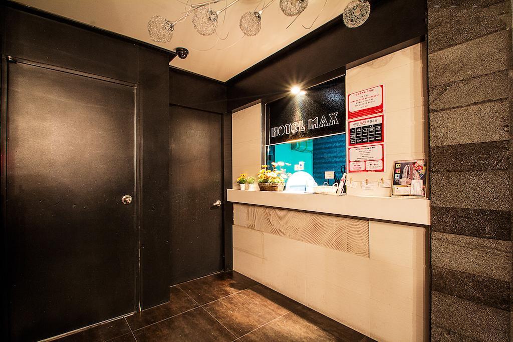 Max Hotel Daejeon Esterno foto