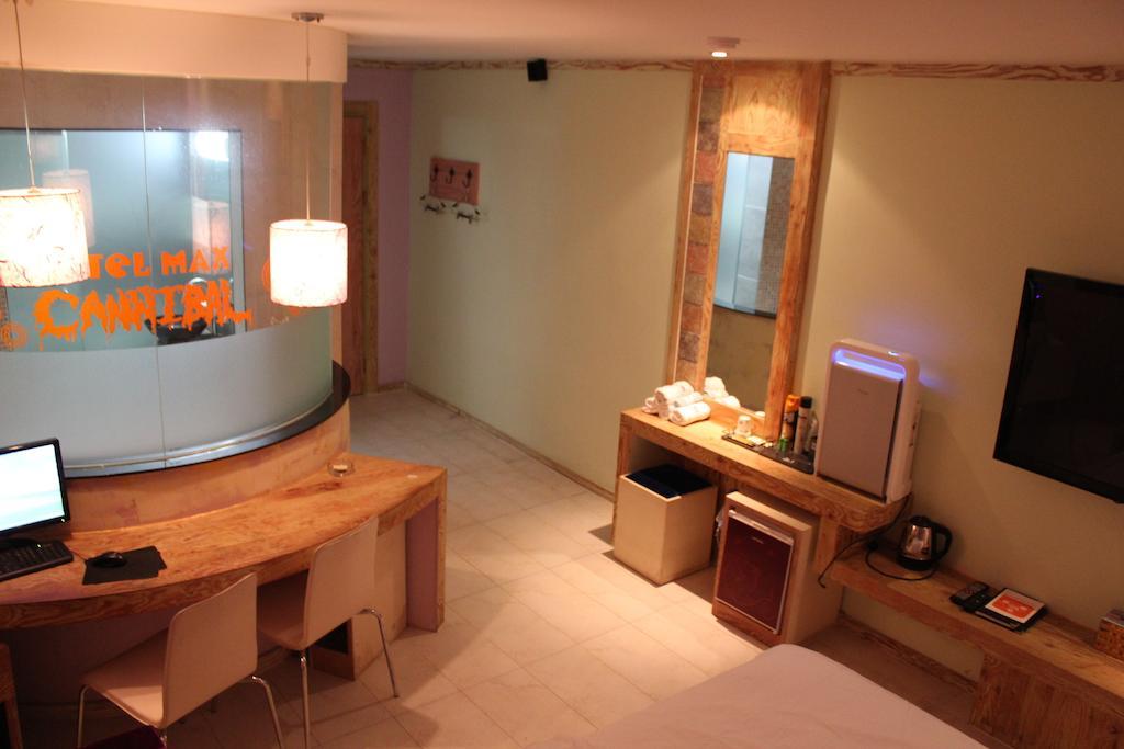 Max Hotel Daejeon Esterno foto